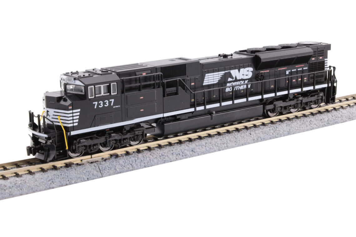 N SD70ACu Norfolk Southern #7337 (Cab Head Light) - Kato USA