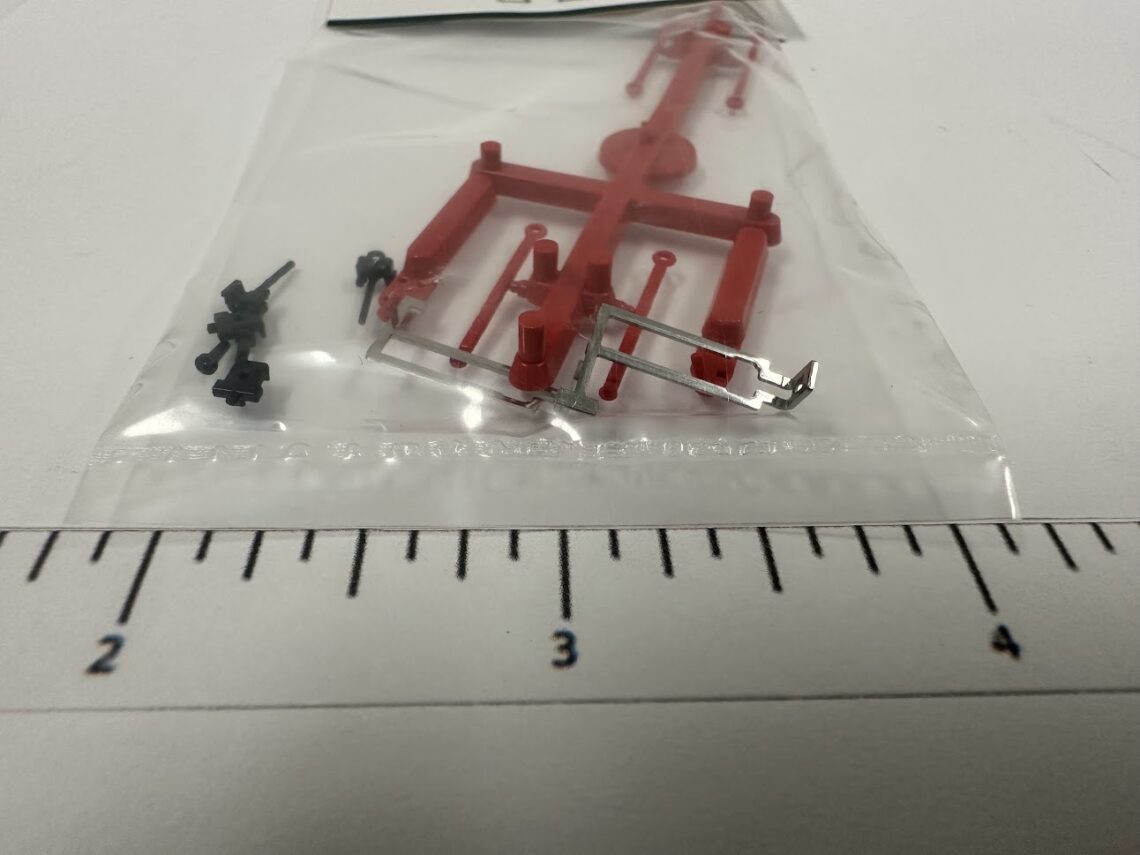 009 Small England Valve Gear and Rod/Cylinder Assembly (009 Narrow Gauge)