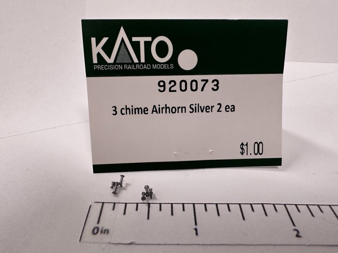 3-Chime Airhorn for Bi-Level Cab Coach, Silver (N-Scale)