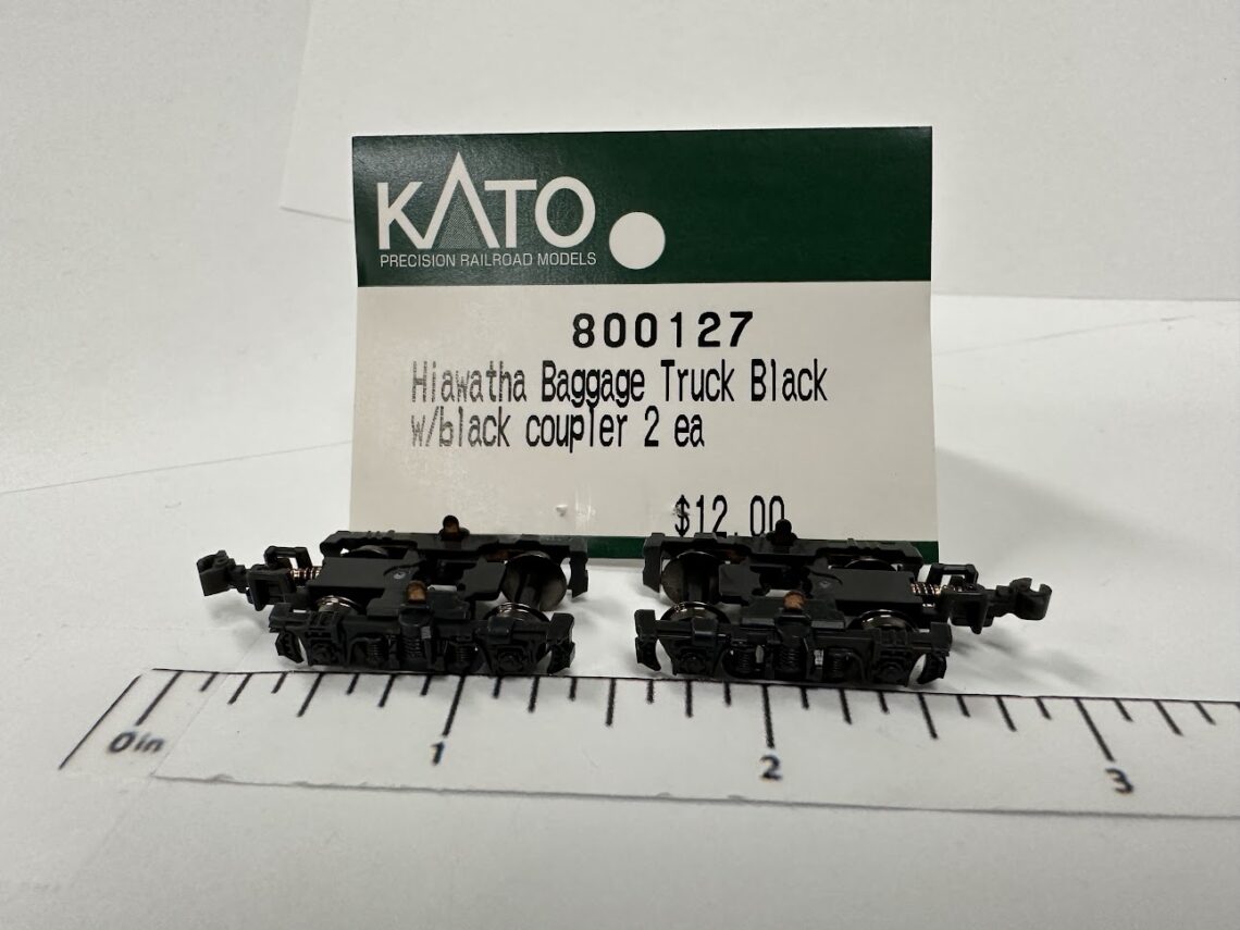 Hiawath Baggage Truck w/ Coupler, Black (N-Scale)