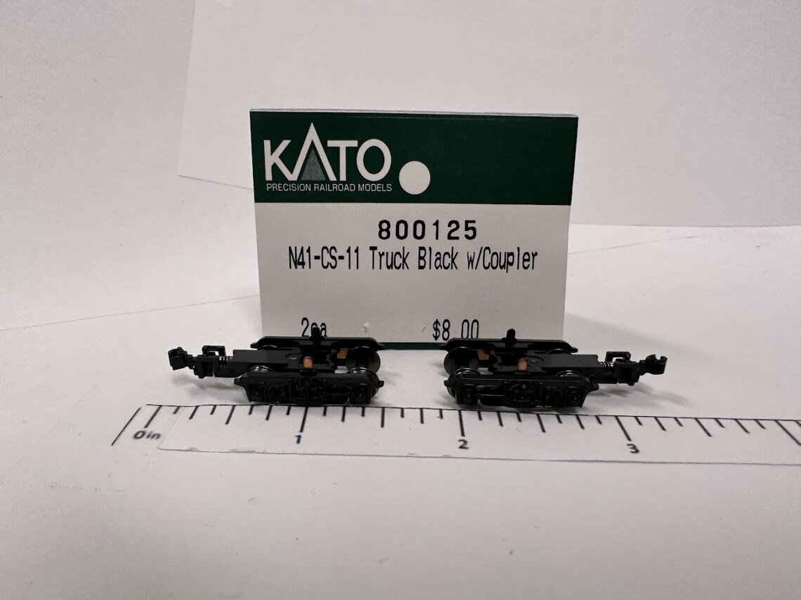 41-CDO Outside Swing Hanger Truck, Black w/ coupler - Clip mount (N-Scale)