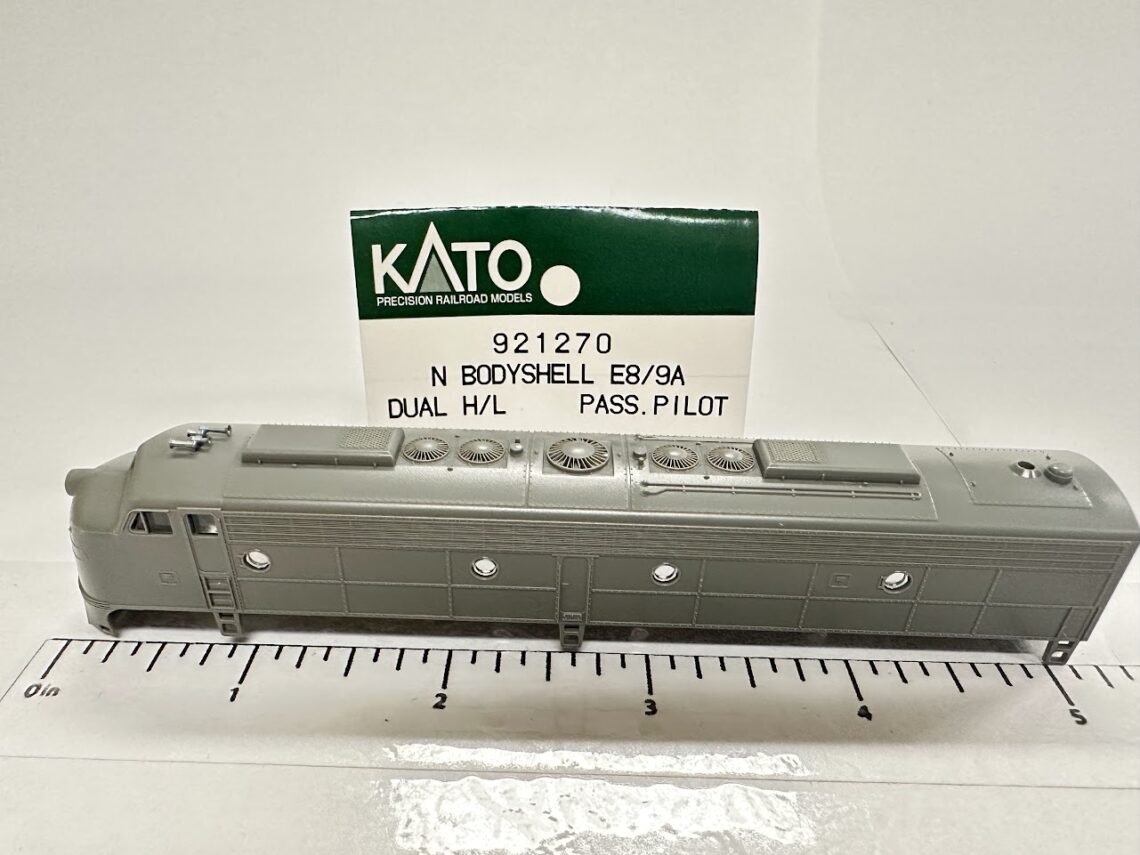 E8/9A Bodyshell, Undec (2 HL, Closed Pilot) (N-Scale)