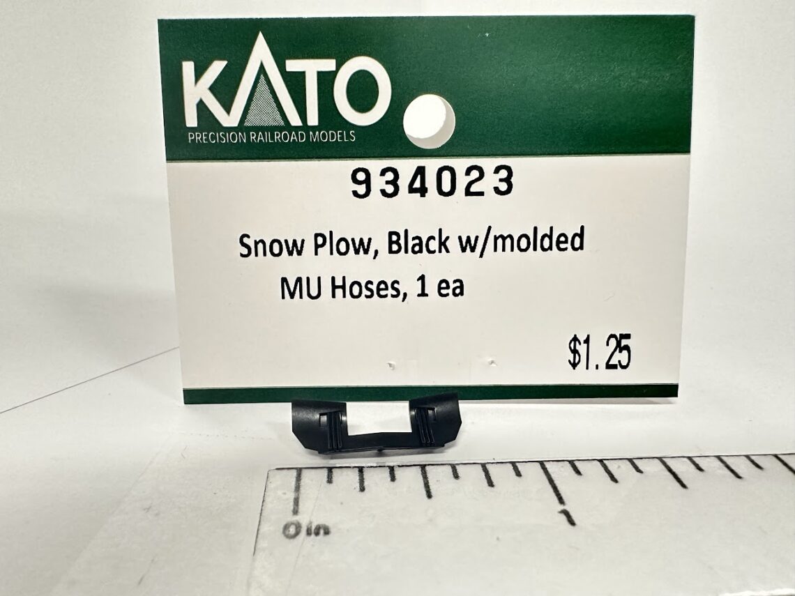 Snow Plow, Black w/ molded MU hoses (Large) (N-Scale)