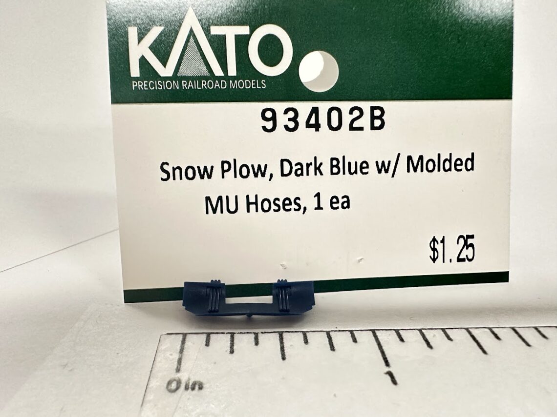 Snow Plow, Dark Blue w/ Molded MU Hoses (N-Scale)