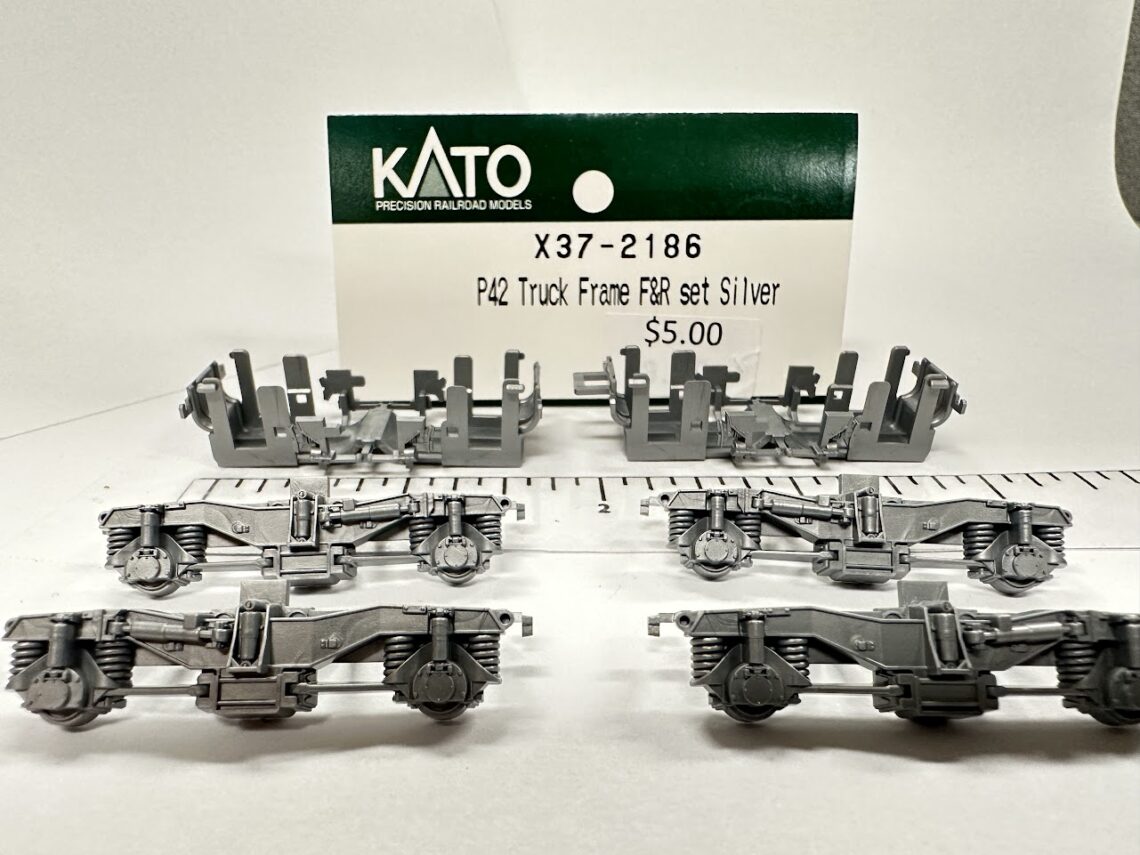 P42 Truck frame (Gray), Front and Rear Set (inc. side frames and base) (HO-Scale)