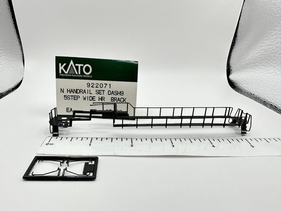 C44-9W Handrail Set, Black (5-Step Wide) (N-Scale)