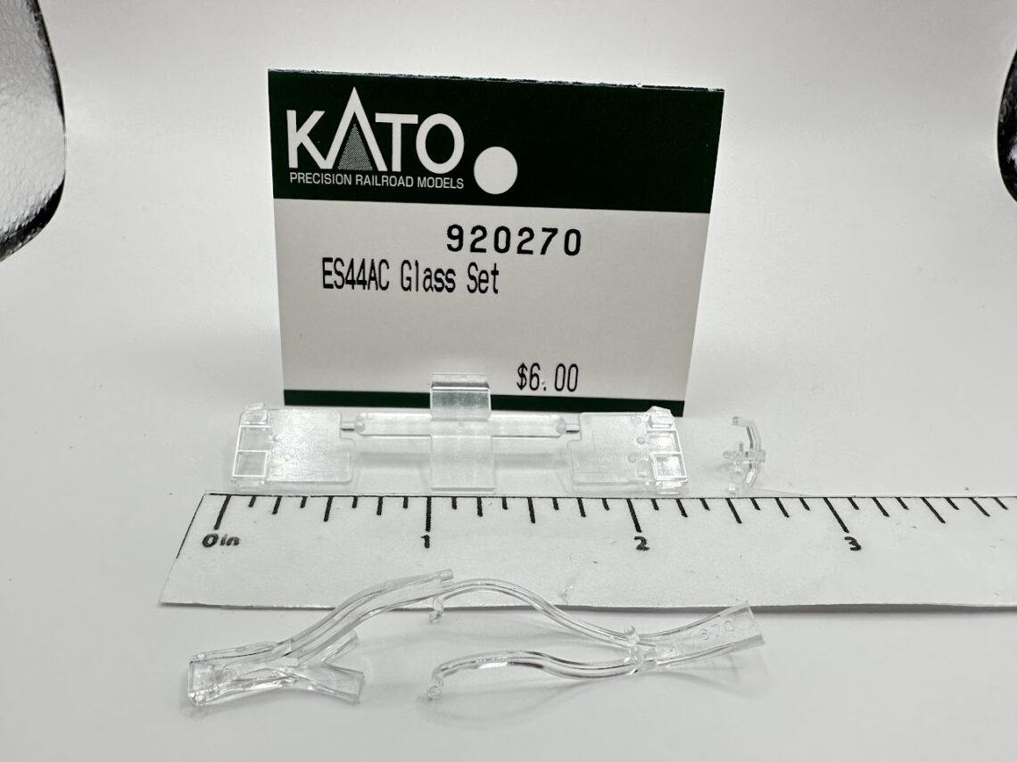 ES44AC Glass Set (UP Body Style - High NB - three window cab) (N-Scale)