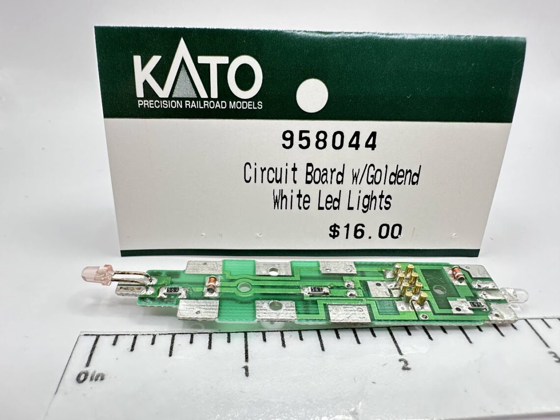 Circuit Board with Golden White LED Lights (HO-Scale)