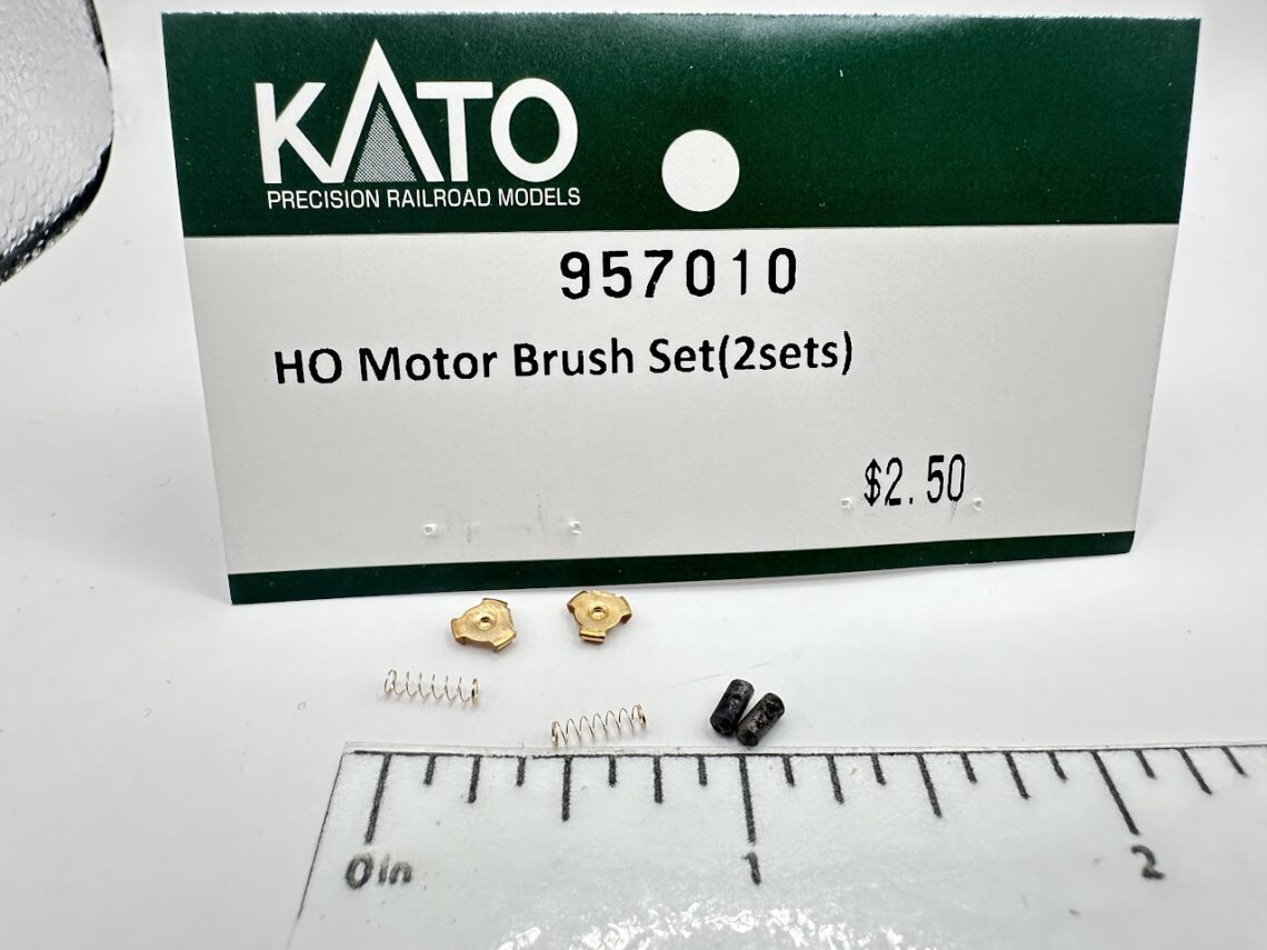 Motor Brush Set: Brush, Cap, Spring (HO-Scale)