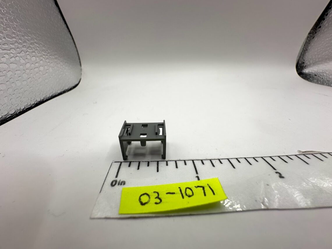 E-Unit/PA/P42 Truck Cover Bracket (N-Scale)
