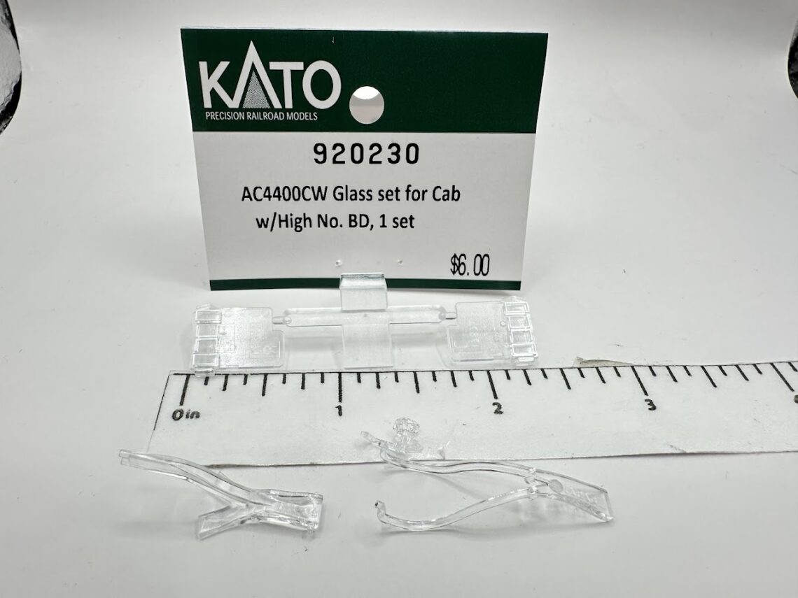AC4400CW Glass Set (Std. Cab w/ High Number Boards) (N-Scale)