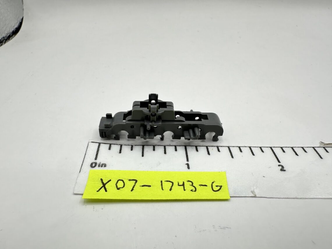 SD40-2 Early Gear Case 1 ea GRAY