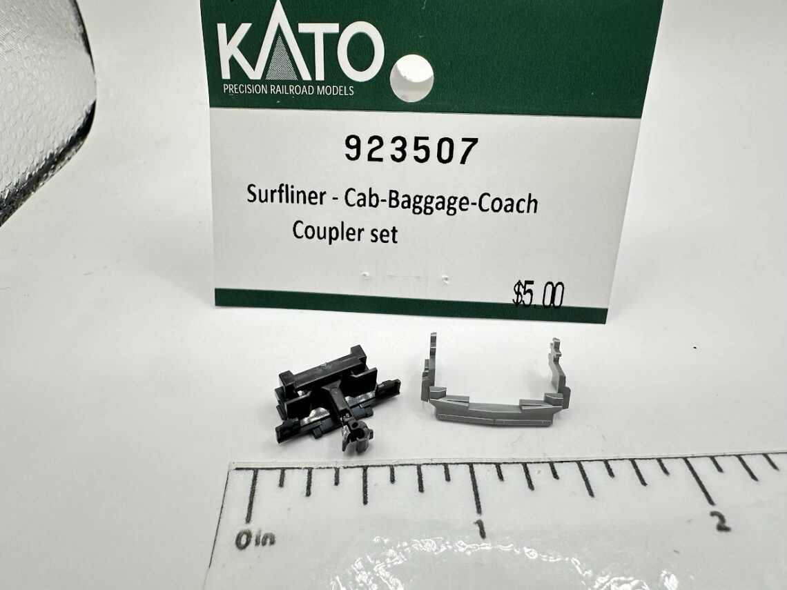 Surfliner Cab Coach Coupler Set